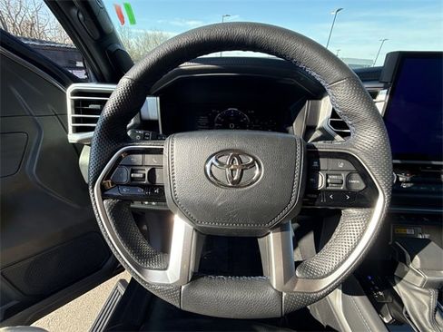 Used 2024 Toyota Sequoia Platinum image 14