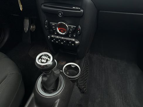 Used 2011 MINI Cooper S image 33