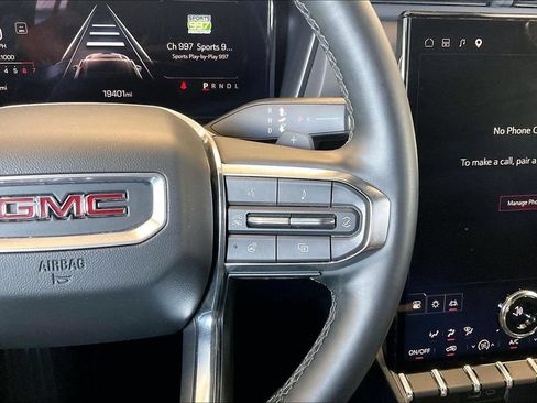 Used 2025 GMC Terrain Elevation FWD image 19