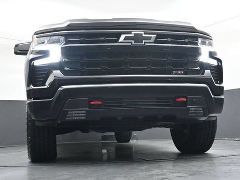 Used 2025 Chevrolet Silverado 1500 LT Trail Boss w/ Convenience Package II AWD/4WD image 42