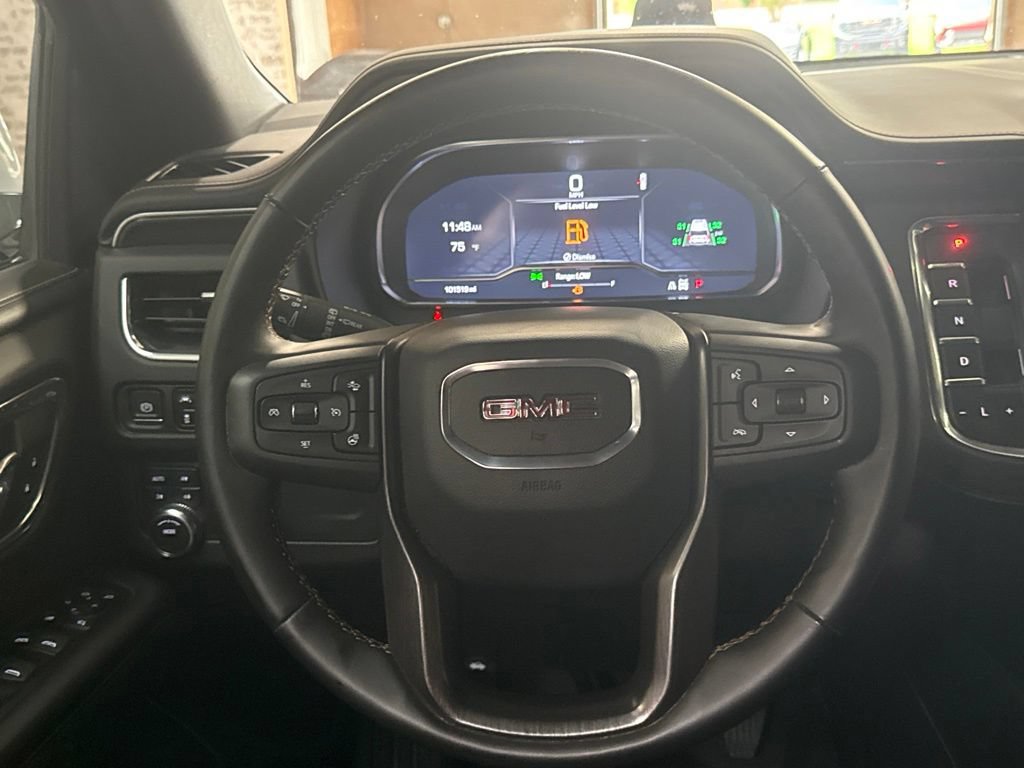 Used 2023 GMC Yukon AT4 w/ Technology Package AWD/4WD image 20