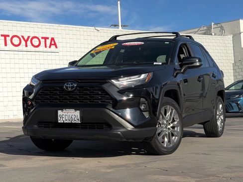 Certified 2023 Toyota RAV4 XLE Premium image 2