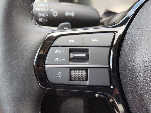 Used 2025 Honda Accord Touring image 16