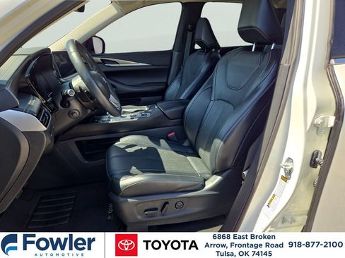 Used 2024 INFINITI QX60 Luxe FWD image 9