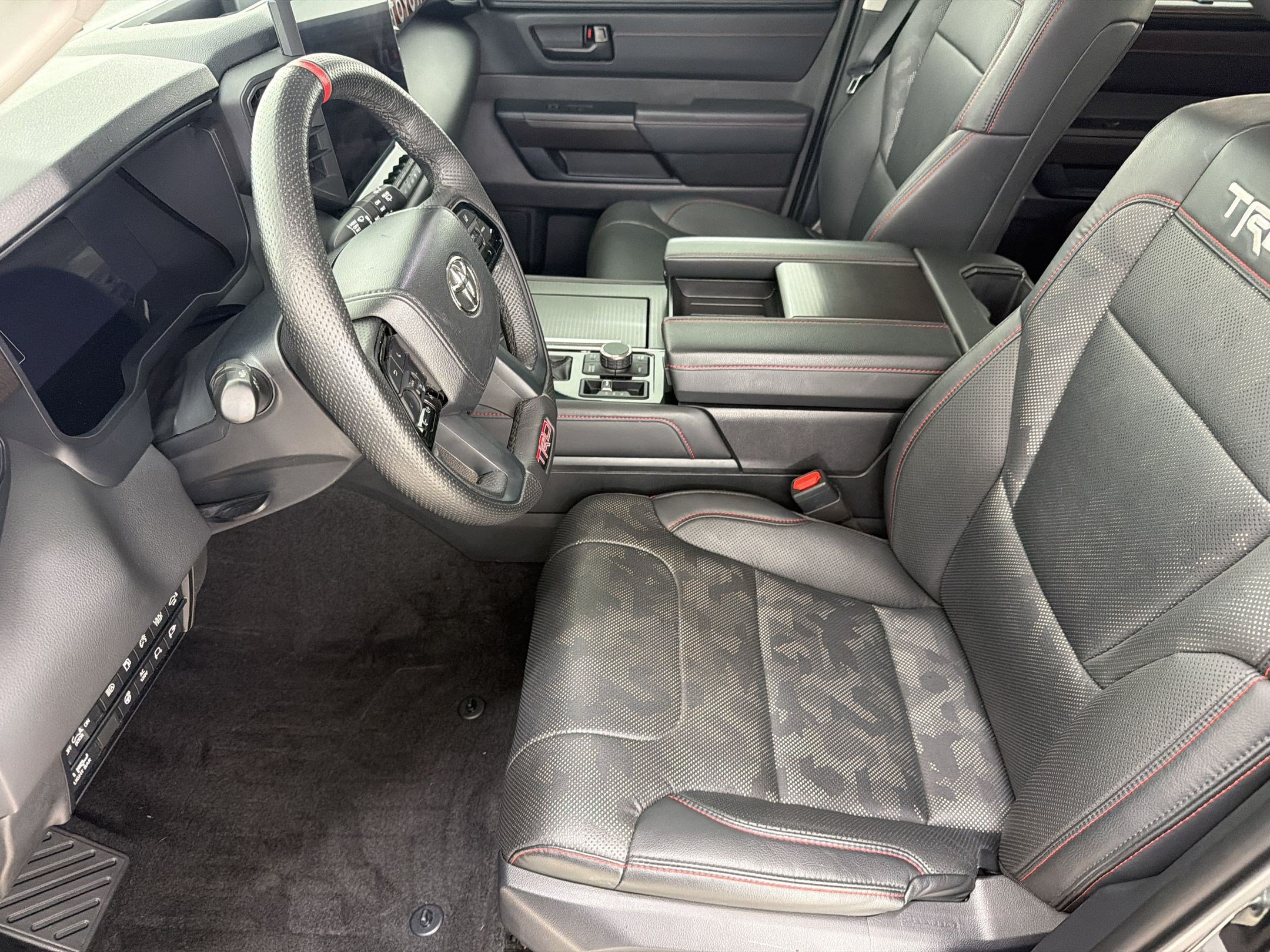 Used 2023 Toyota Sequoia TRD Pro AWD/4WD image 5