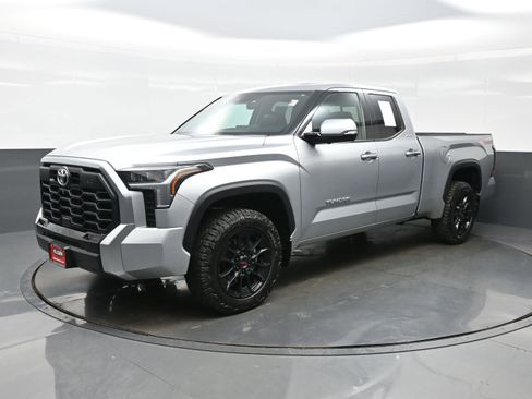 Used 2022 Toyota Tundra Limited w/ TRD Off-Road Package AWD/4WD image 2
