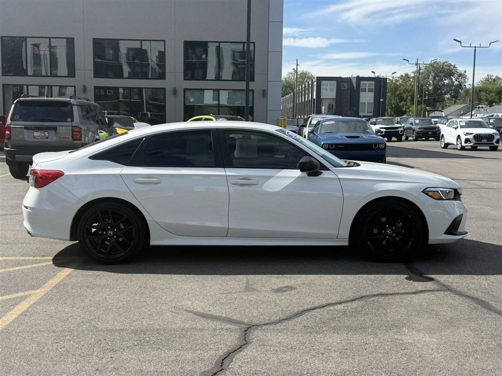 Used 2022 Honda Civic Sport image 8