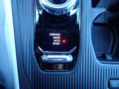 New 2026 Jeep Cherokee Laredo image 22