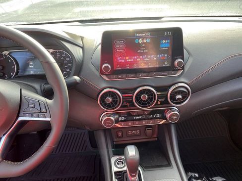 New 2025 Nissan Sentra SR image 9