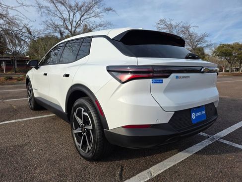 New 2026 Chevrolet Equinox EV LT image 6