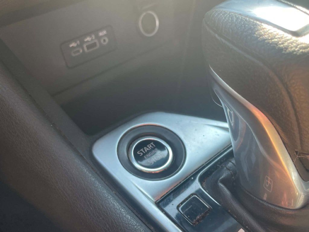 Used 2024 Nissan Sentra SV FWD image 21