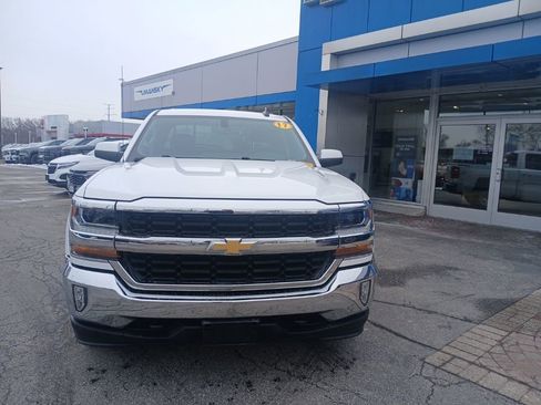 Used 2017 Chevrolet Silverado 1500 LT w/ All Star Edition image 3