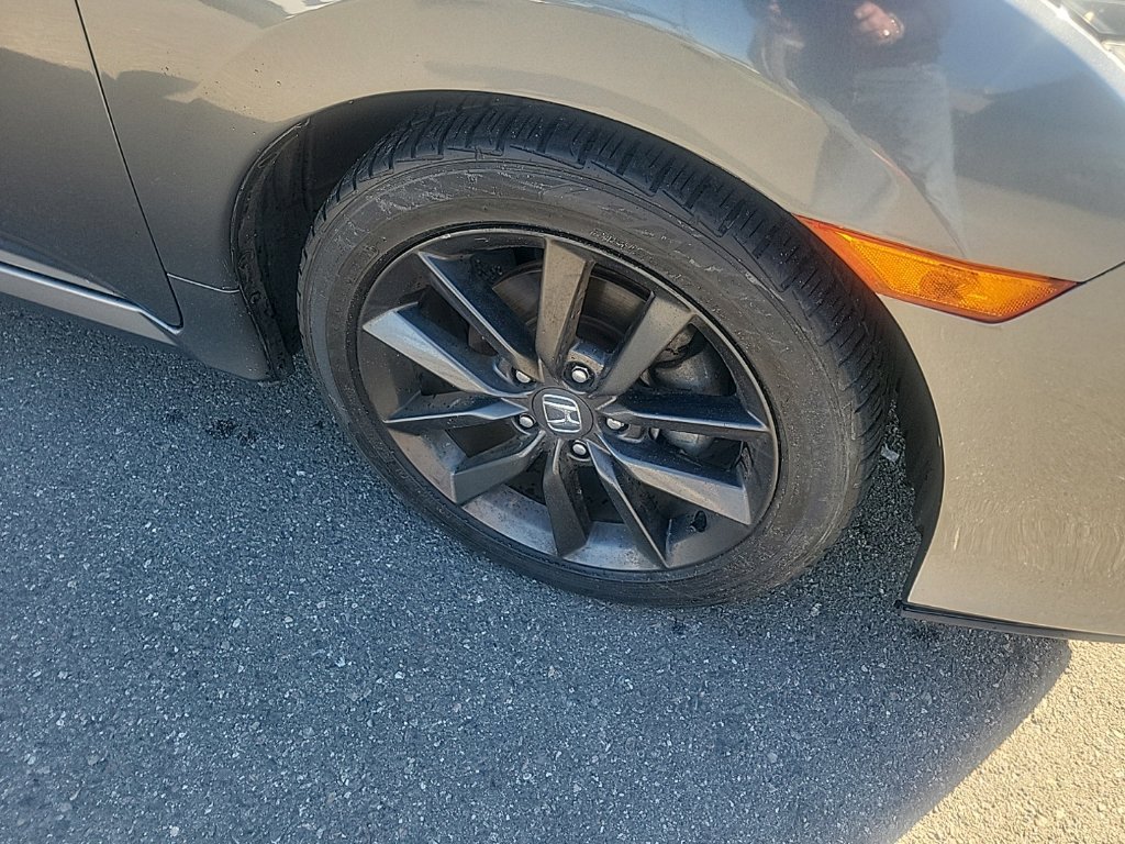 Used 2020 Honda Civic EX image 4