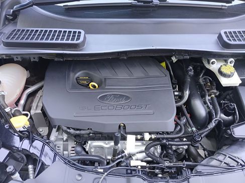 Used 2017 Ford Escape SE AWD/4WD image 25