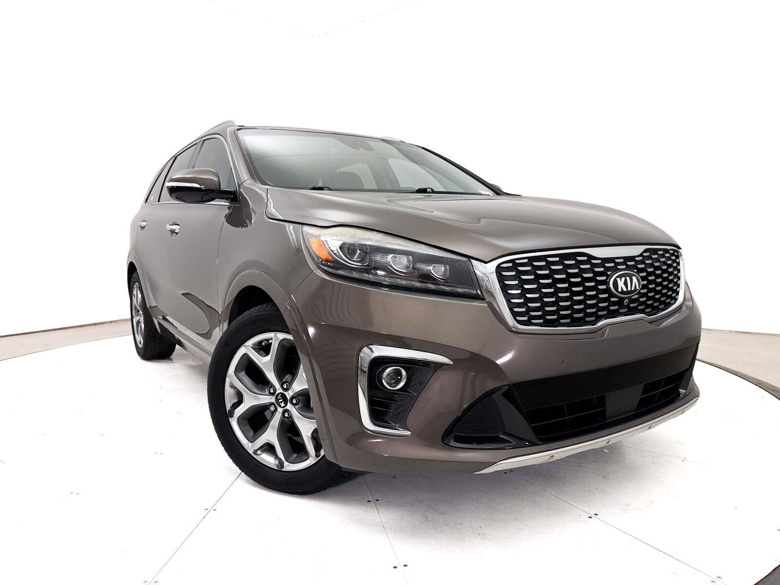 Used 2019 Kia Sorento SX w/ SX Touring Package FWD image 1