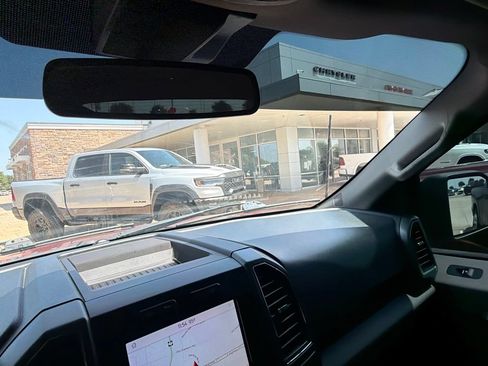 Used 2020 Ford F150 XLT w/ Equipment Group 302A Luxury AWD/4WD image 36