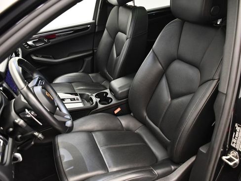 Used 2024 Porsche Macan S image 42