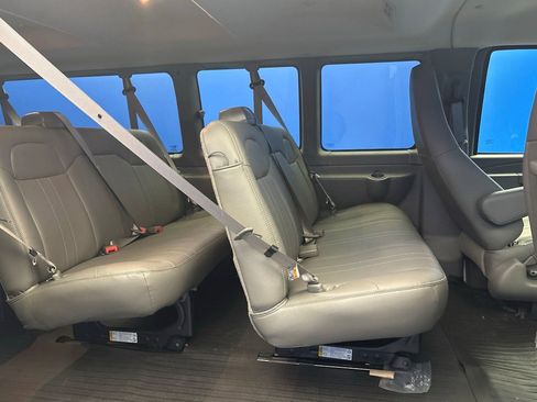 New 2025 Chevrolet Express 3500 LS image 21