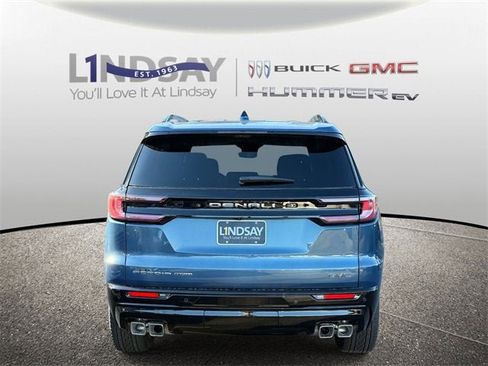 New 2026 GMC Acadia Denali Ultimate image 3