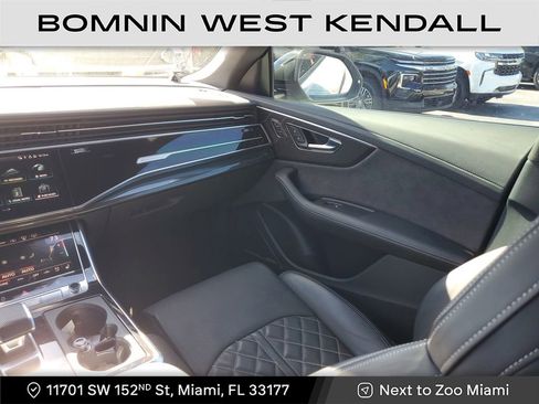 Used 2023 Audi SQ8 Prestige w/ Prestige Package image 16