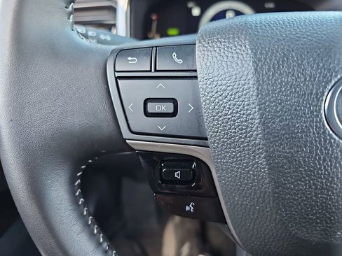 Certified 2025 Toyota Camry SE w/ Convenience Package FWD image 11
