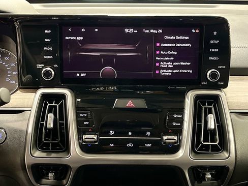 Certified 2023 Kia Sorento EX w/ Panoramic Sunroof Package FWD image 25