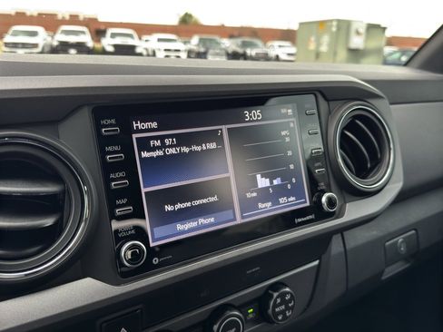 Used 2020 Toyota Tacoma TRD Off-Road image 21