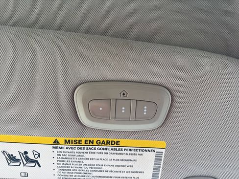 Used 2020 Chrysler Pacifica Touring-L Plus image 21