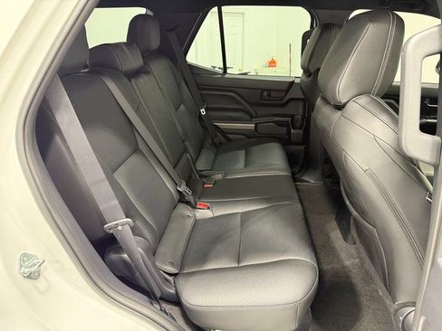 Used 2025 Toyota 4Runner TRD Off-Road image 34