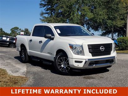 Used 2024 Nissan Titan SV w/ SV Convenience Package