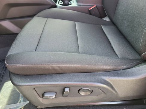 Used 2023 Chevrolet Colorado Trail Boss w/ Technology Package AWD/4WD image 24