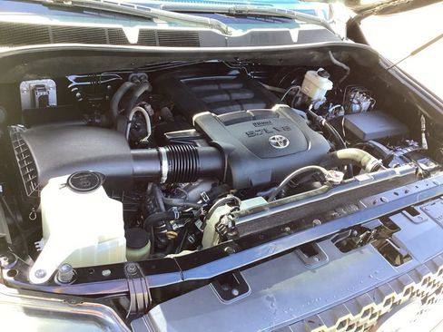 Used 2021 Toyota Tundra SR5 w/ SR5 Upgrade Package image 19