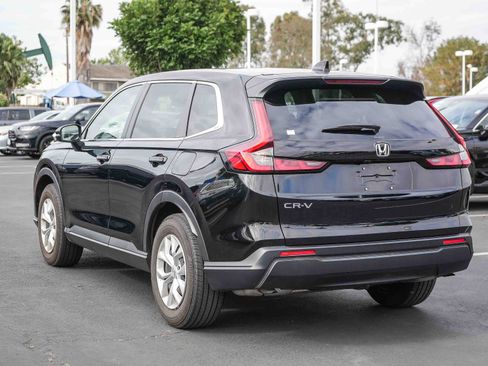 Certified 2025 Honda CR-V LX image 9