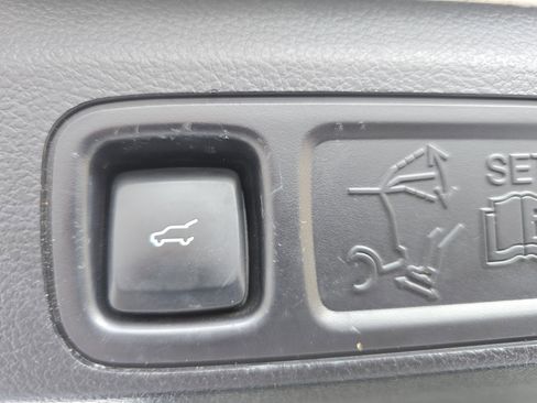 Used 2019 Ford Expedition Max Platinum image 15