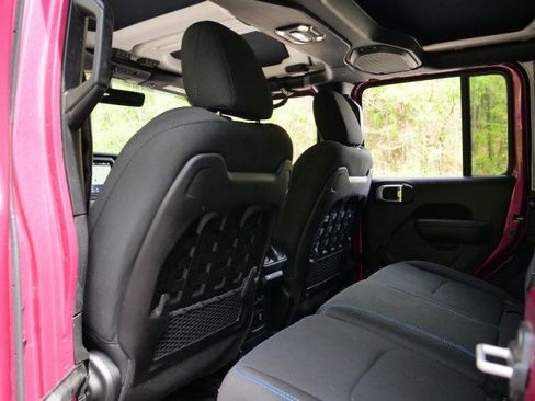 Used 2022 Jeep Wrangler Unlimited Rubicon 4xe w/ Cold Weather Group image 29