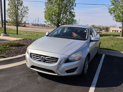 Used 2012 Volvo S60 T5 w/ Climate Pkg