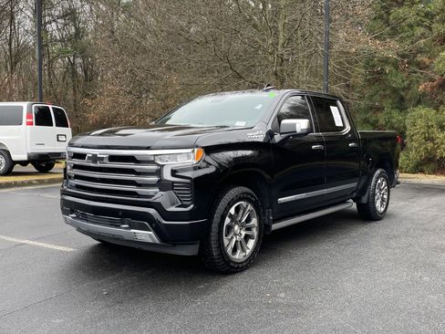 Used 2024 Chevrolet Silverado 1500 High Country w/ Technology Package image 5