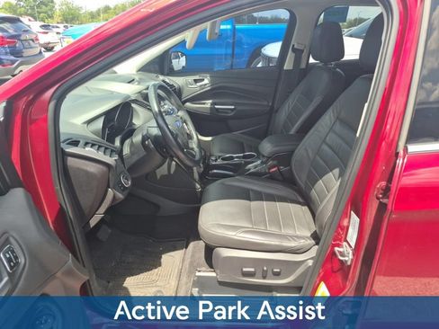 Used 2016 Ford Escape Titanium w/ Equipment Group 301A AWD/4WD image 8