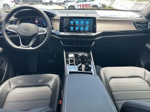 New 2026 Volkswagen Atlas SEL AWD/4WD image 16