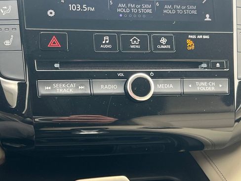 Used 2019 INFINITI QX50 Luxe w/ Navigation Package image 21