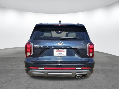 Used 2024 Hyundai Palisade Limited image 5