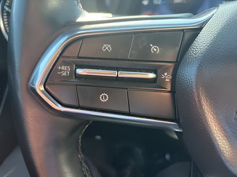 Used 2025 Chevrolet Equinox LT image 48