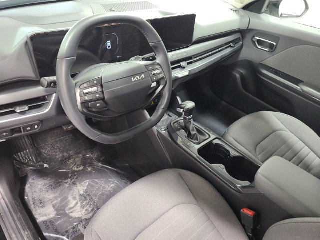Used 2025 Kia K4 EX FWD image 18