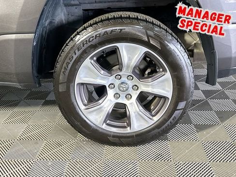 Used 2024 RAM 1500 Laramie RWD image 28