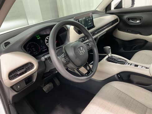 Certified 2026 Honda HR-V LX image 18