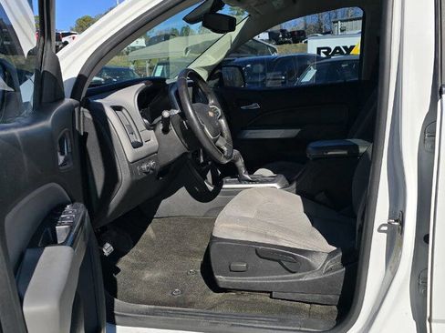 Used 2018 Chevrolet Colorado LT image 14