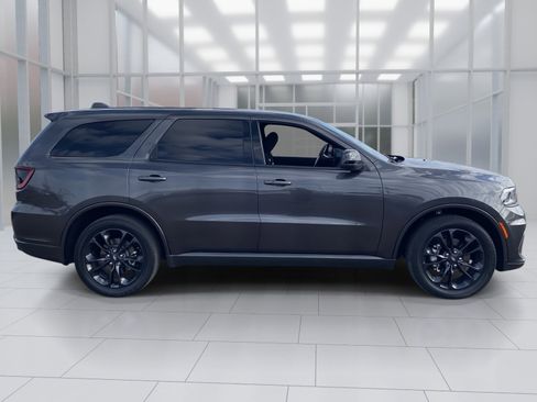 Used 2021 Dodge Durango SXT image 7