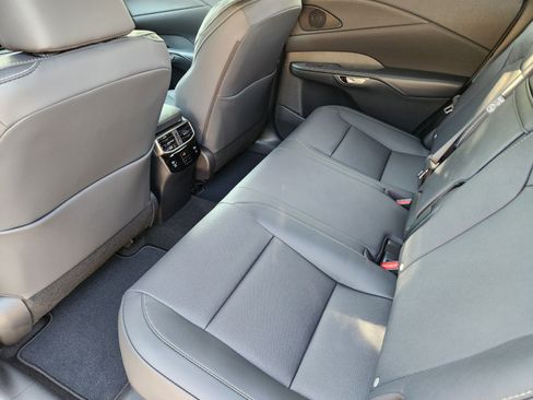 New 2026 Lexus RX 350 FWD image 17