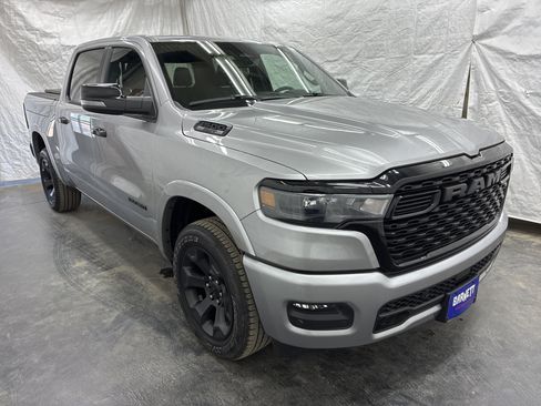 Certified 2025 RAM 1500 Big Horn AWD/4WD image 4
