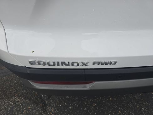 New 2026 Chevrolet Equinox LT w/ Safety and Technology Package AWD/4WD image 12